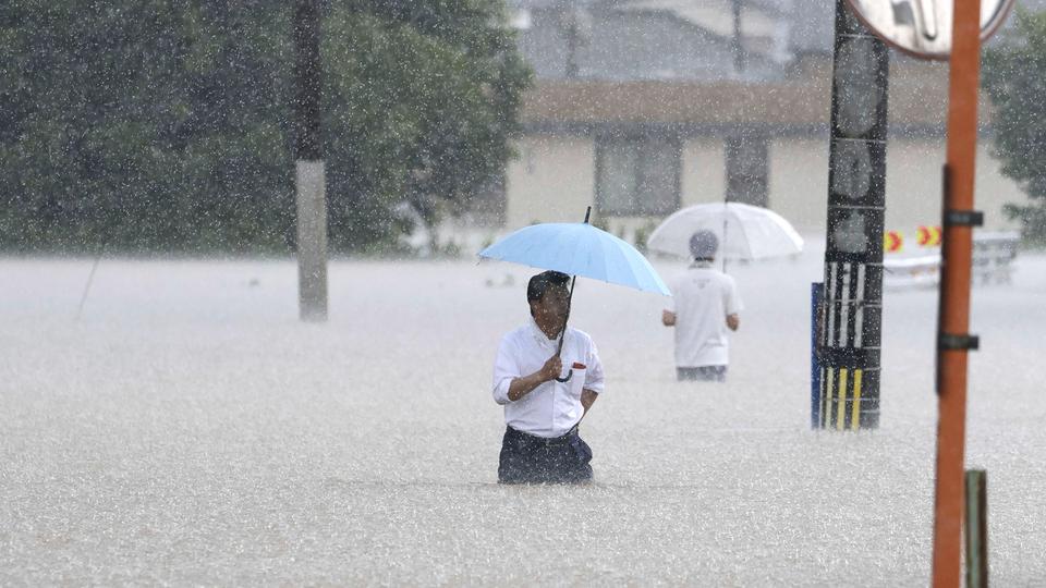 Heftige Regenfälle in den Emiraten: Schulen und Büros geschlossen